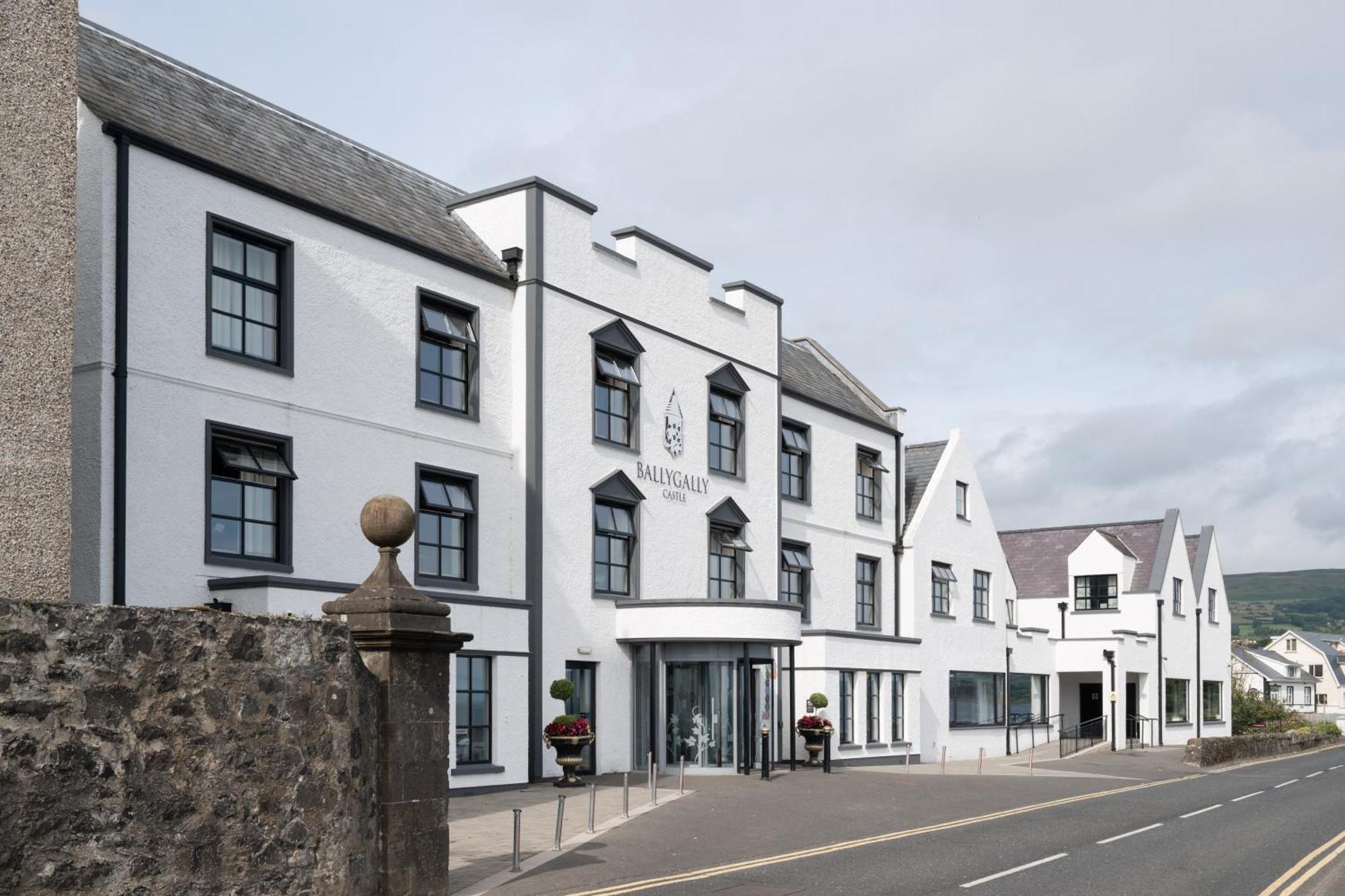 Ballygally Castle 4*